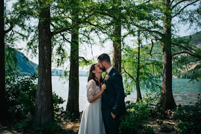 Image de Alyx Lynch - photographe de mariage