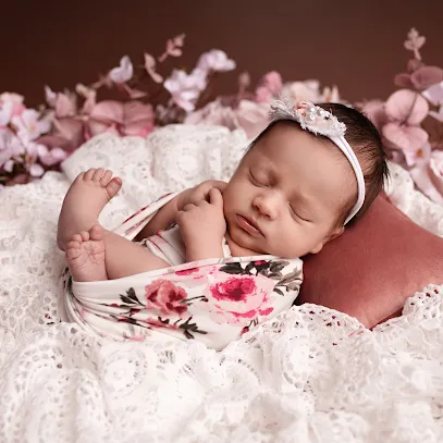 Image de Coralie RAUCH - Photographe Toulon - Cuers - Grossesse - Naissance - Bébé - Enfant - Famille