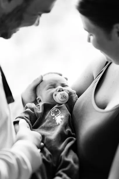 Image de Gabriella Feyer Photographe, Famille, Bébé, Grossesse, Mariage