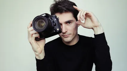 Image de Guillaume Marbeck - Photographe Professionnel à Paris 8 & 17 : Photo Cv & Book Comédien