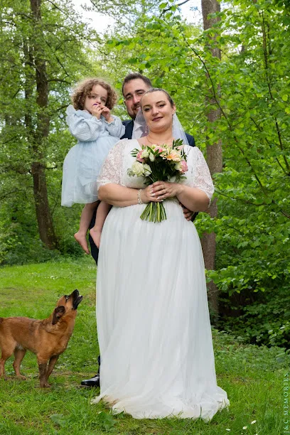 Image de J&C Memories / Photographe & Vidéaste / Mariage - Entreprise - Photobooth - Identité