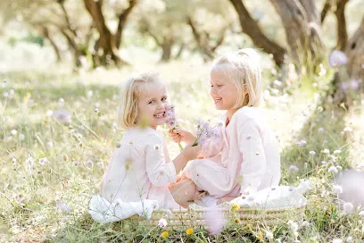 Image de Muriel Mees - Photographe grossesse - bébé - naissance - Famille Brignoles