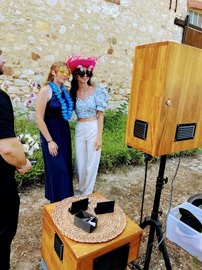 Image de MYWOODSHOOT - PHOTOBOOTH - BORNE PHOTOS - MARIAGE 77/89/45/10