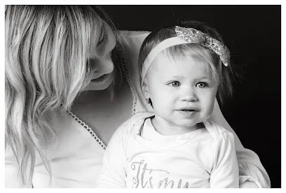 Image de Photographe Agréé ANTS - "STUDIO 102" - Atelier photographique