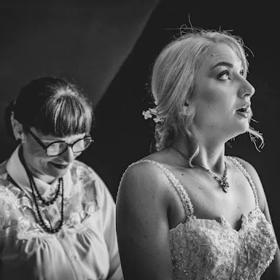 Image de Photographe et vidéaste de mariage en Alsace - Hélène Baumann