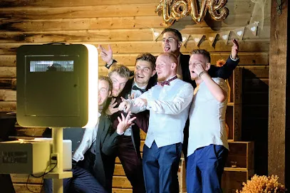 Image de VI - Location de borne à selfie et Selfie 360 Epernay